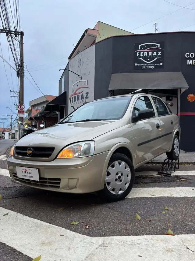 Carro Chevrolet Corsa Sedan 2005 Maxx 1.8 (Flex)