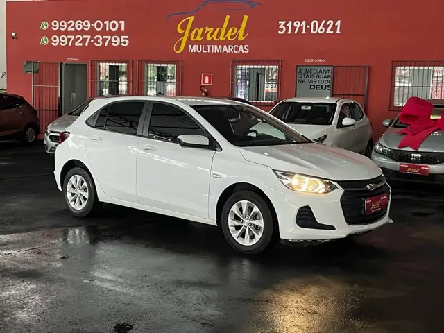Carro Chevrolet Onix 2023 LT 1.0