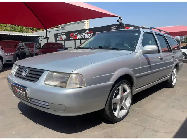 Carro Volkswagen Quantum 2001 Santana  2.0 MI (nova série)
