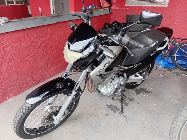 Moto Honda NX 4 Falcon 2006 400