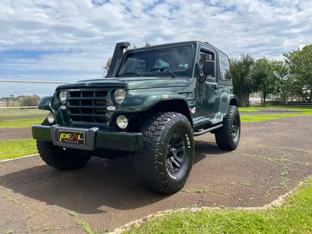 Carro Troller T4 2008 4x4 3.0 (teto rígido)