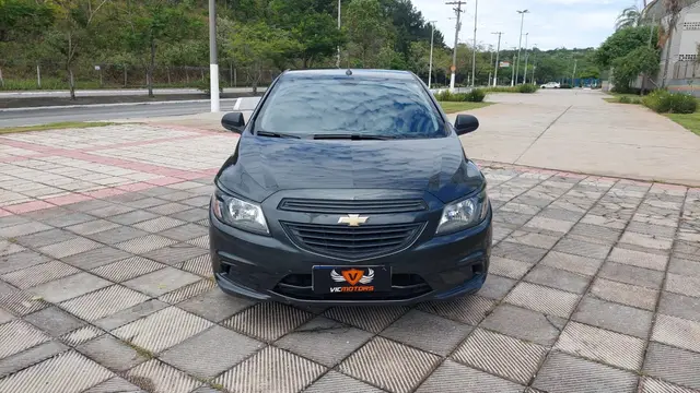 Carro Chevrolet Onix 2019 1.0 Joy SPE/4