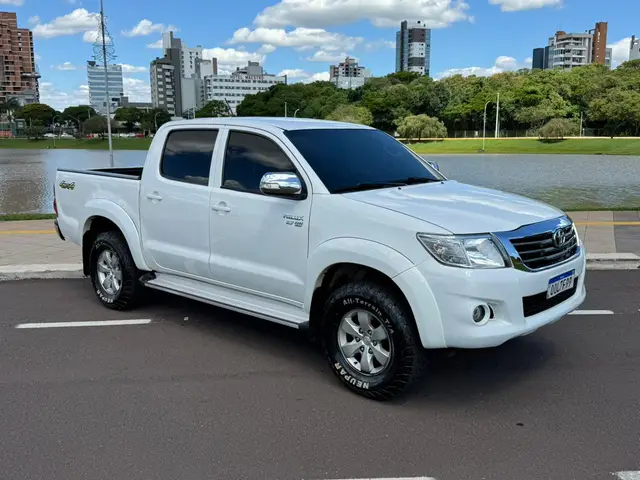Carro Toyota Hilux Cabine Dupla 2015 Hilux 2.7 SRV CD 4x4 (Flex) (Aut)