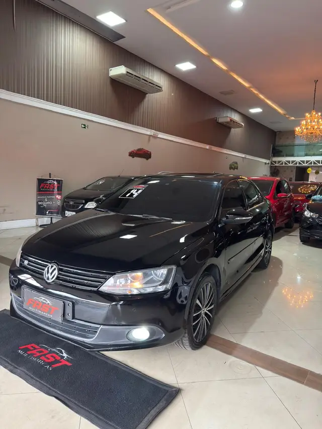 Carro Volkswagen Jetta 2014 2.0 TSI Highline DSG