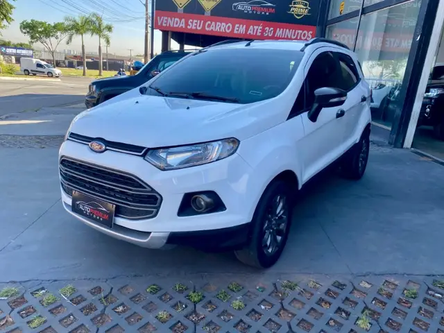 Carro Ford EcoSport 2015 Ecosport Freestyle 1.6 16V (Flex)