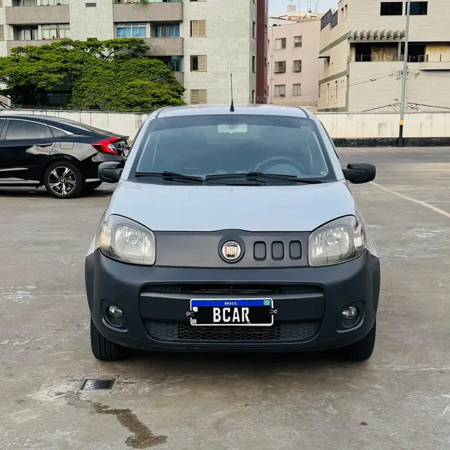 Carro Fiat Uno 2012 Vivace 1.0 8V (Flex) 2p