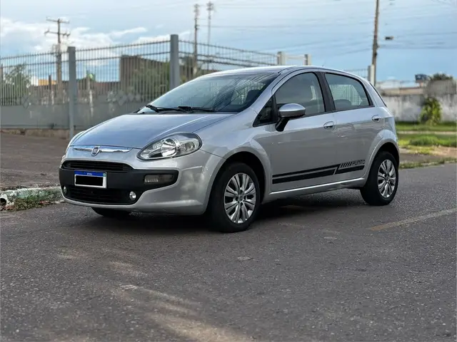 Carro Fiat Punto 2015 Attractive 1.4 (Flex)