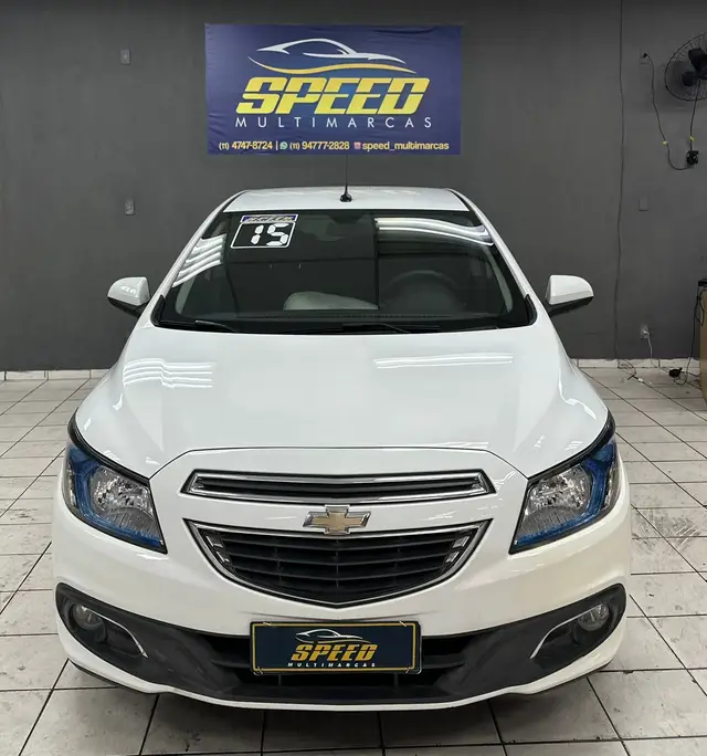 Carro Chevrolet Onix 2015 1.4 LTZ SPE/4