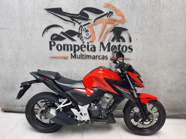 Moto Honda CB 300F Twister 2024 (ABS)