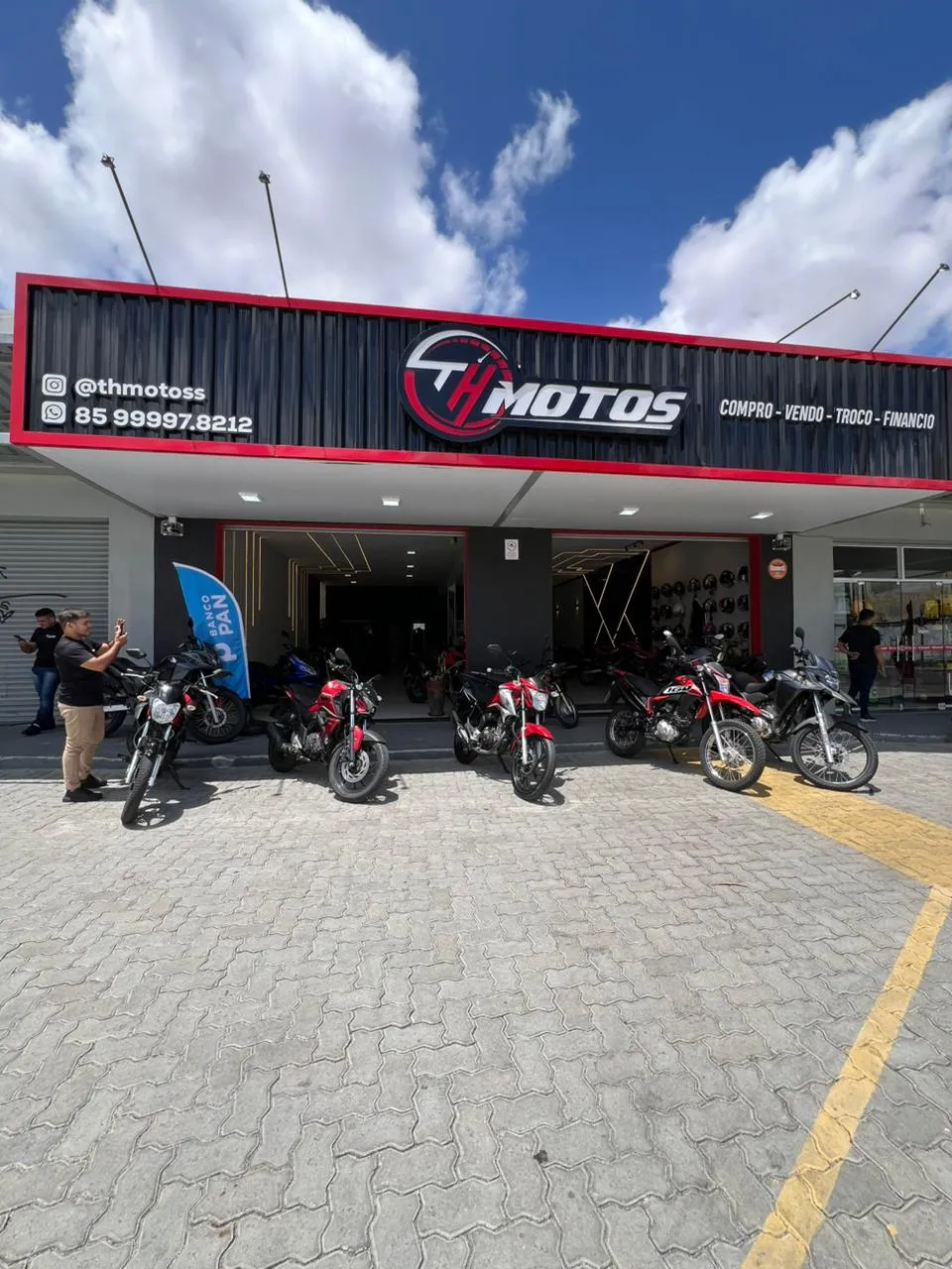 Fachada da loja Veículos à venda em T L V VEICULOS LTDA - Fortaleza - CE