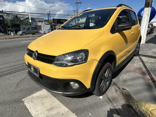Carro Volkswagen CrossFox 2012 1.6 VHT (Flex)