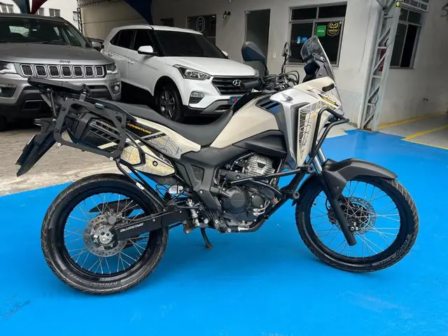 Moto Honda XRE Sahara 300 2025 Adventure