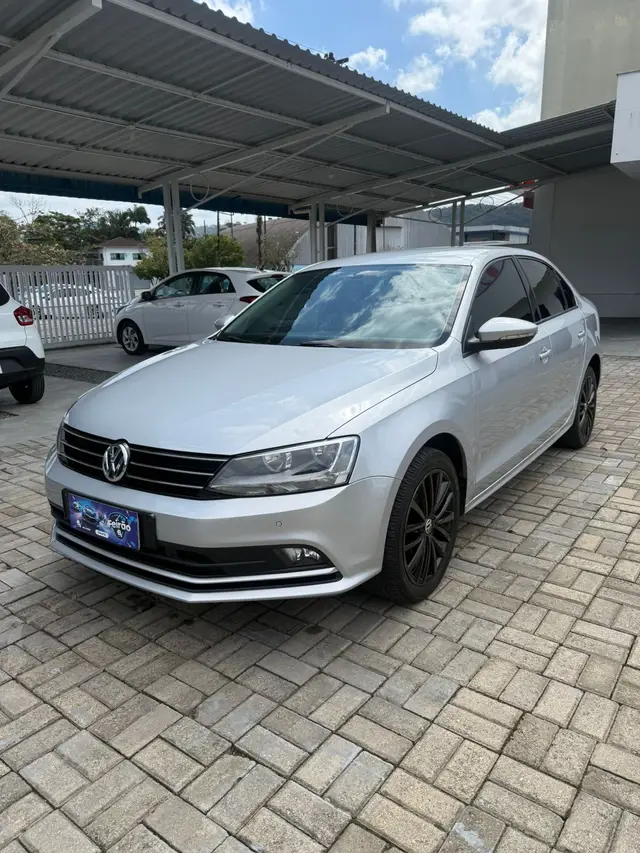 Carro Volkswagen Jetta 2016 1.4 TSI Comfortline Tiptronic