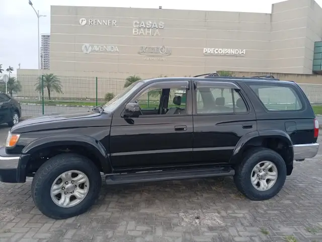 Carro Toyota Hilux SW4 2001 4x4 3.0 Turbo