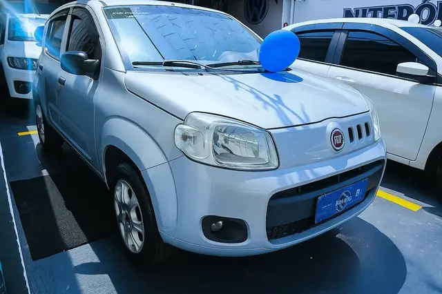 Carro Fiat Uno 2013 Way Xingu 1.0 8V (Flex) 4p