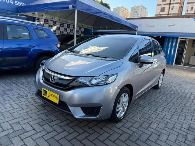 Carro Honda Fit 2017 1.5 16v LX CVT (Flex)