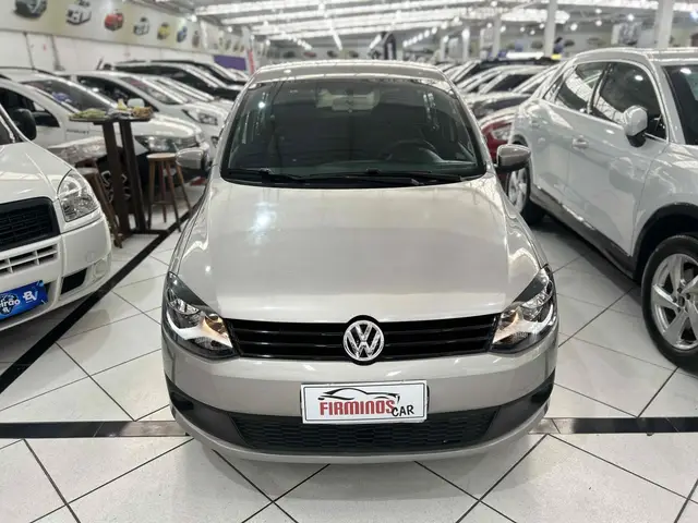 Carro Volkswagen Fox 2013 1.6 VHT (Flex)
