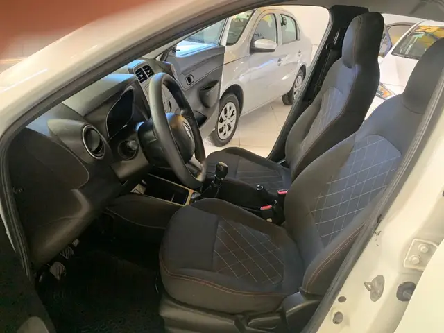 Carro Renault Kwid 2022 Zen 1.0 12v SCe (Flex)