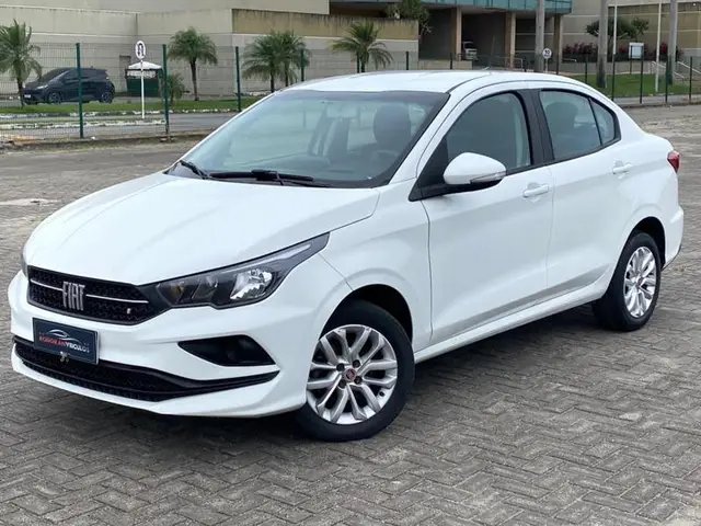 Carro Fiat Cronos 2022 Drive 1.3