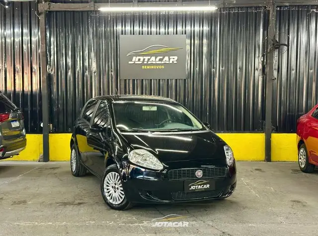 Carro Fiat Punto 2011 Attractive 1.4 (Flex)