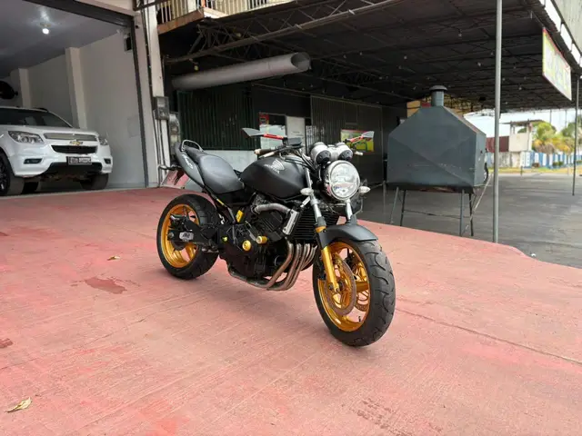 Moto Honda CB 600F 2005 Hornet