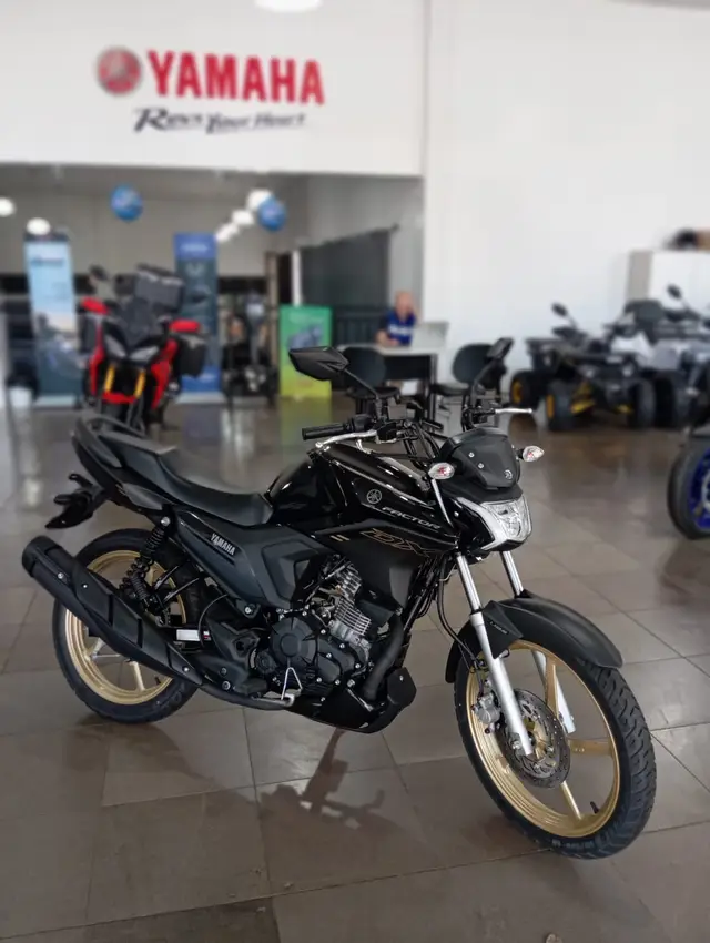 Moto Yamaha YBR 150 Factor 2025 DX