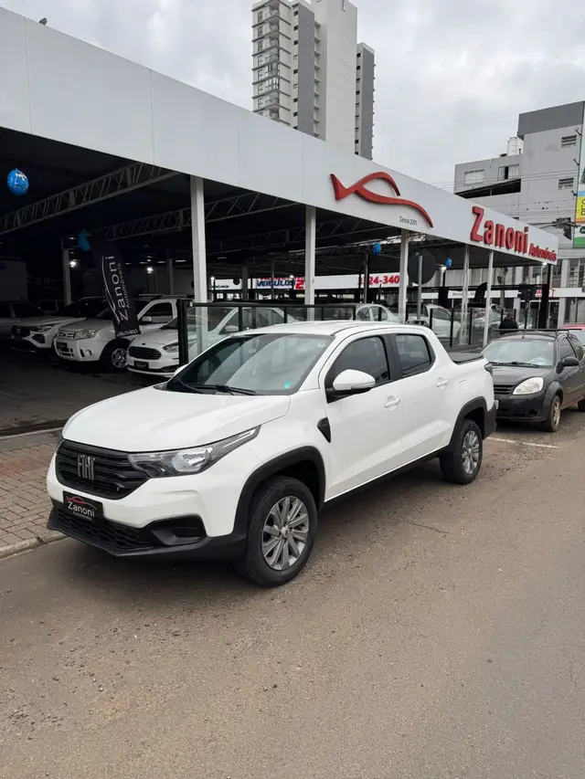 Carro Fiat Strada 2023 Freedom 1.3 CD (Flex)