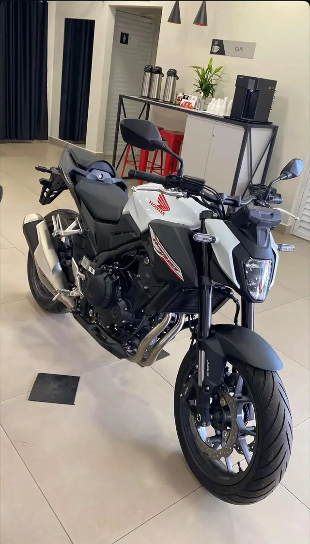 Moto Honda Hornet 2026 500