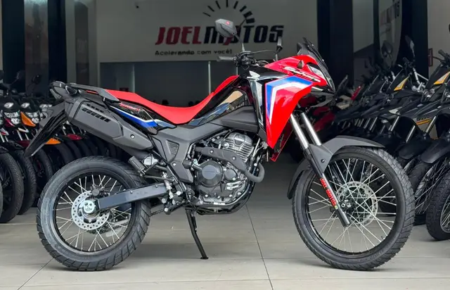 Moto Honda XRE Sahara 300 2026 Rally