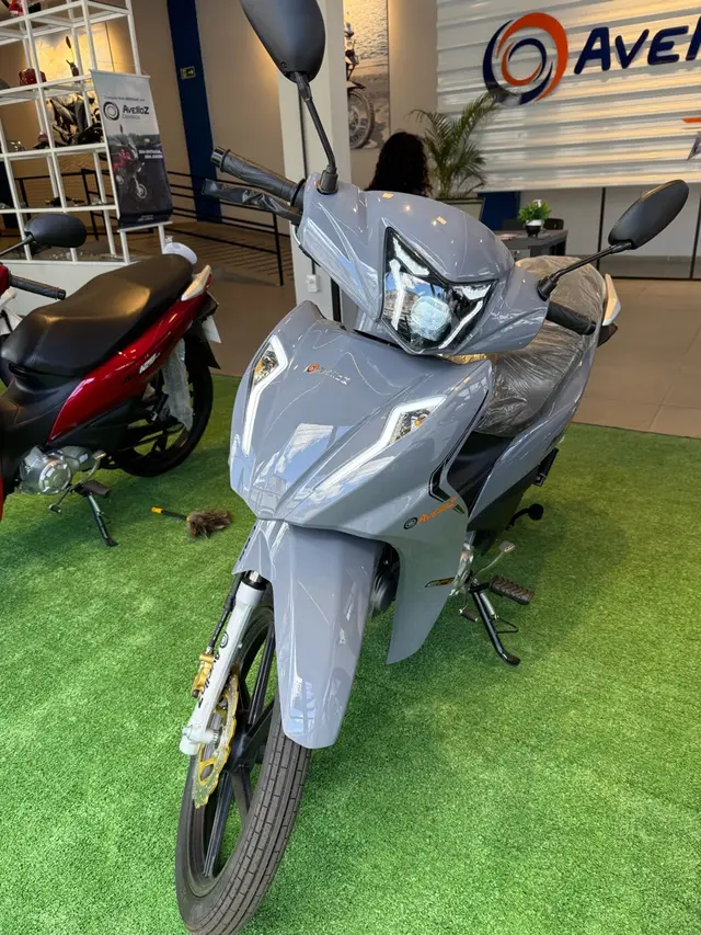 Moto Avelloz AZ 2025 125 ALFA