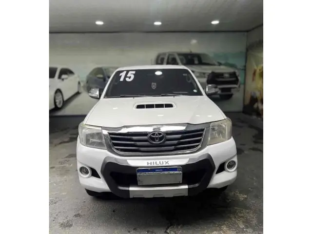 Carro Toyota Hilux Cabine Dupla 2015 Hilux 3.0 TDI 4x4 CD SRV (Aut)