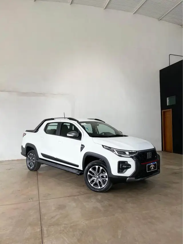 Carro Fiat Strada 2025 Ultra 1.0 Turbo