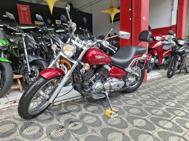 Moto Yamaha XVS 650 2008 Drag Star