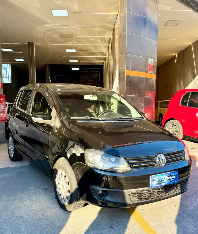 Carro Volkswagen Fox 2013 1.0 TEC (Flex) 2p