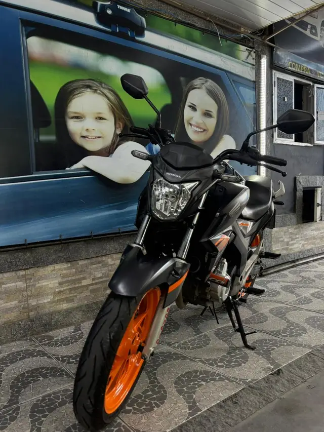 Moto Honda CB 250F Twister 2021 (CBS)