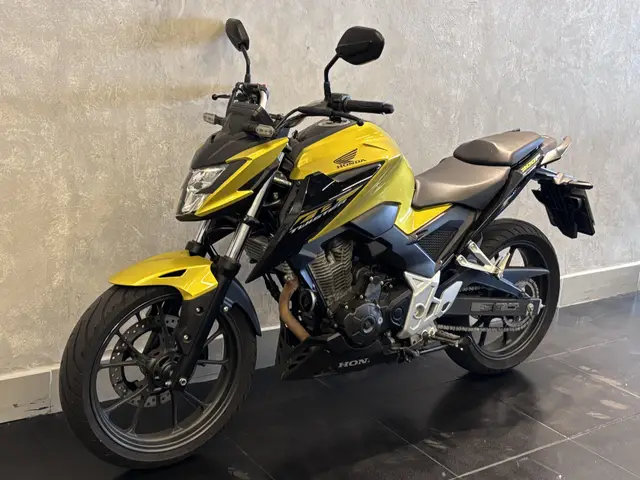 Moto Honda CB 300F Twister 2023 (ABS)