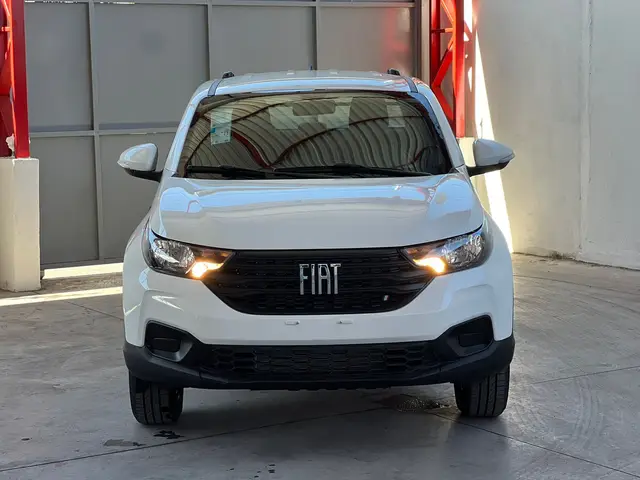 Carro Fiat Strada 2026 Freedom CD 1.3