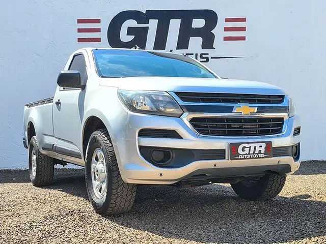 Carro Chevrolet S10 Cabine Simples 2017 S10 2.8 CTDi Cabine Simples LS 4WD