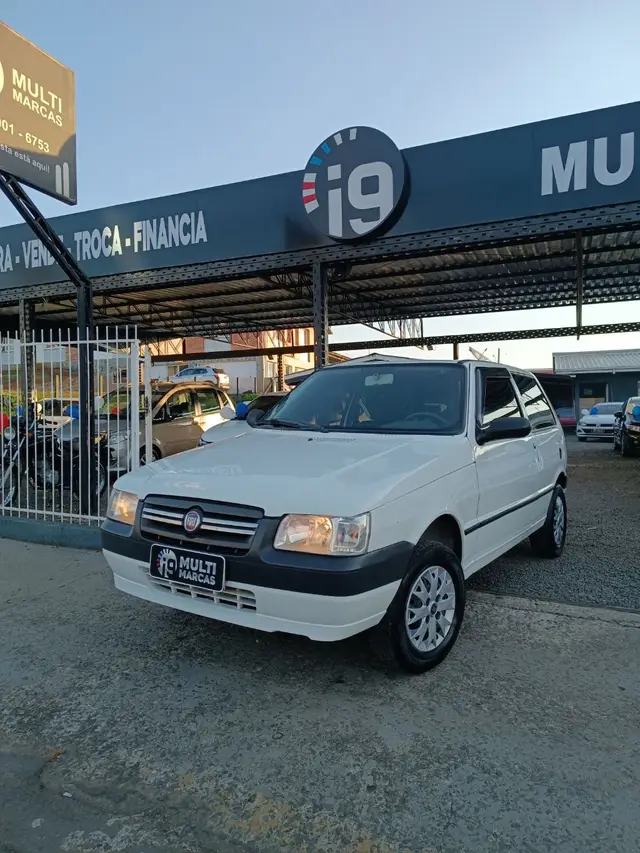 Carro Fiat Uno Mille 2013 Fire Economy 1.0 (Flex) 2p