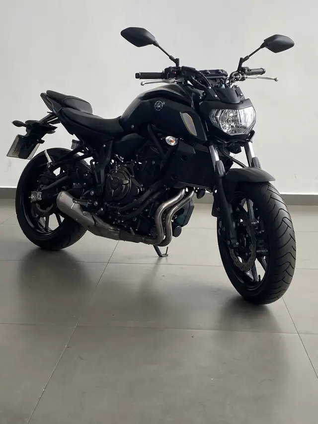 Moto Yamaha MT-07 2024 ABS