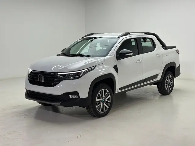 Carro Fiat Strada 2026 Volcano CD 1.3 MT