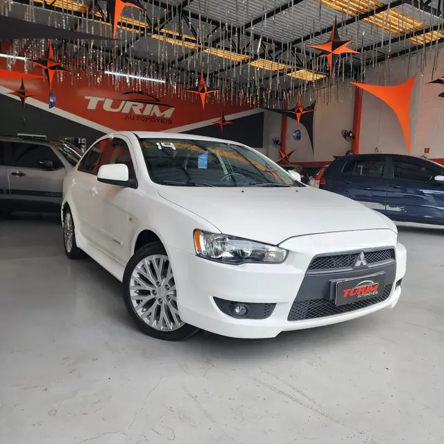 Carro Mitsubishi Lancer 2014 2.0 16V