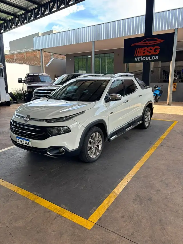 Carro Fiat Toro 2019 2.0 TDI Ranch Auto 4WD (Diesel)