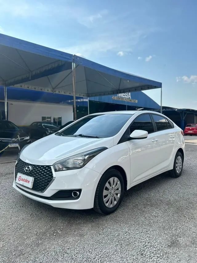 Carro Hyundai HB20S 2019 1.0 Unique (Flex)