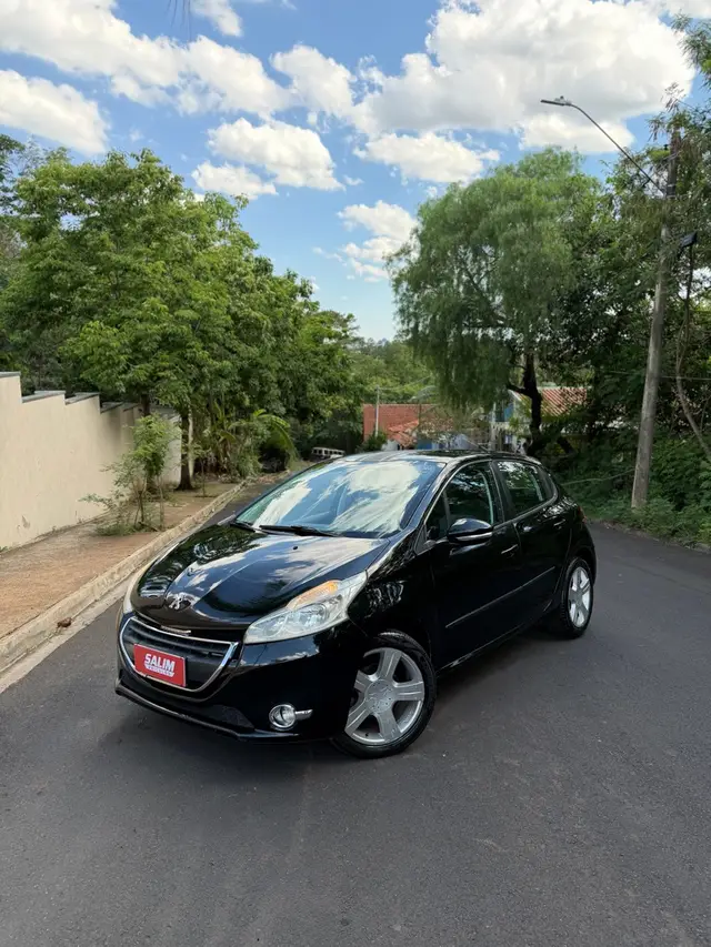 Carro Peugeot 208 2014 Active Pack 1.5 8V (Flex)