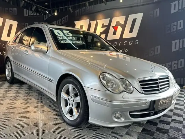 Carro Mercedes-Benz Classe C 2005 C 320 Avantgarde