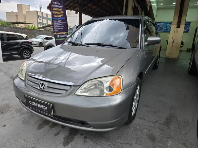 Carro Honda Civic 2001 Sedan LX 1.7 16V