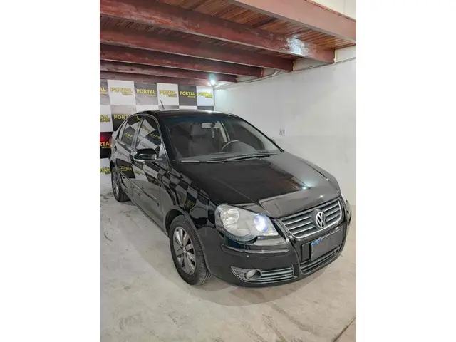 Carro Volkswagen Polo Sedan 2010 Comfortline 1.6 8V (Flex)