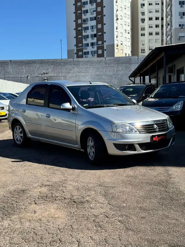 Carro Renault Logan 2013 Expression 1.6 8V Hi-Torque (flex)