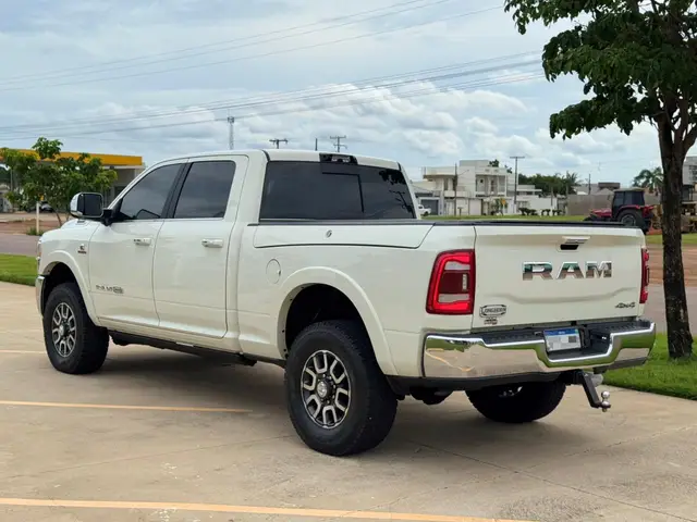 Carro Ram 3500 2022 Limited Longhorn 6.7